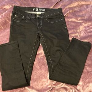 Size 11/12 jeans mid rise 65% cotton 33% polyester 2% spandex